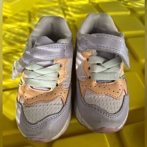 OshKosh B'gosh Gray and Tan Kids Sneakers